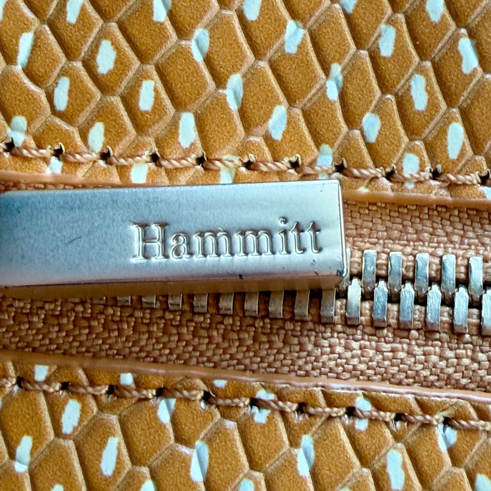Hammitt Nash Apricot Tan Textured Wrislet/Crossbody with Dust Bag - Picture 3 of 7